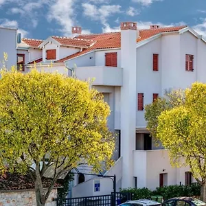 3* Pensjonat Val